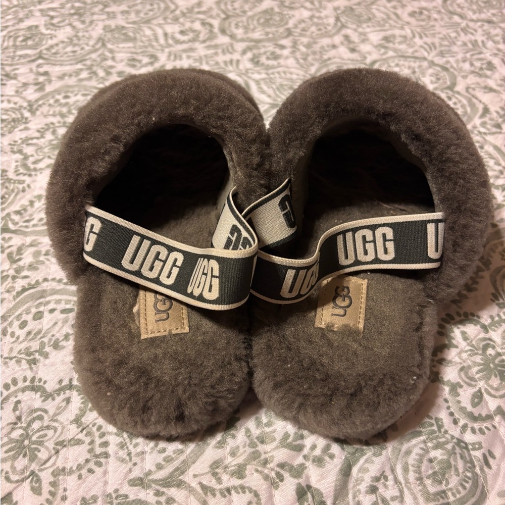 UGG Fluff yeah Women's Charcoal Plush Slippers